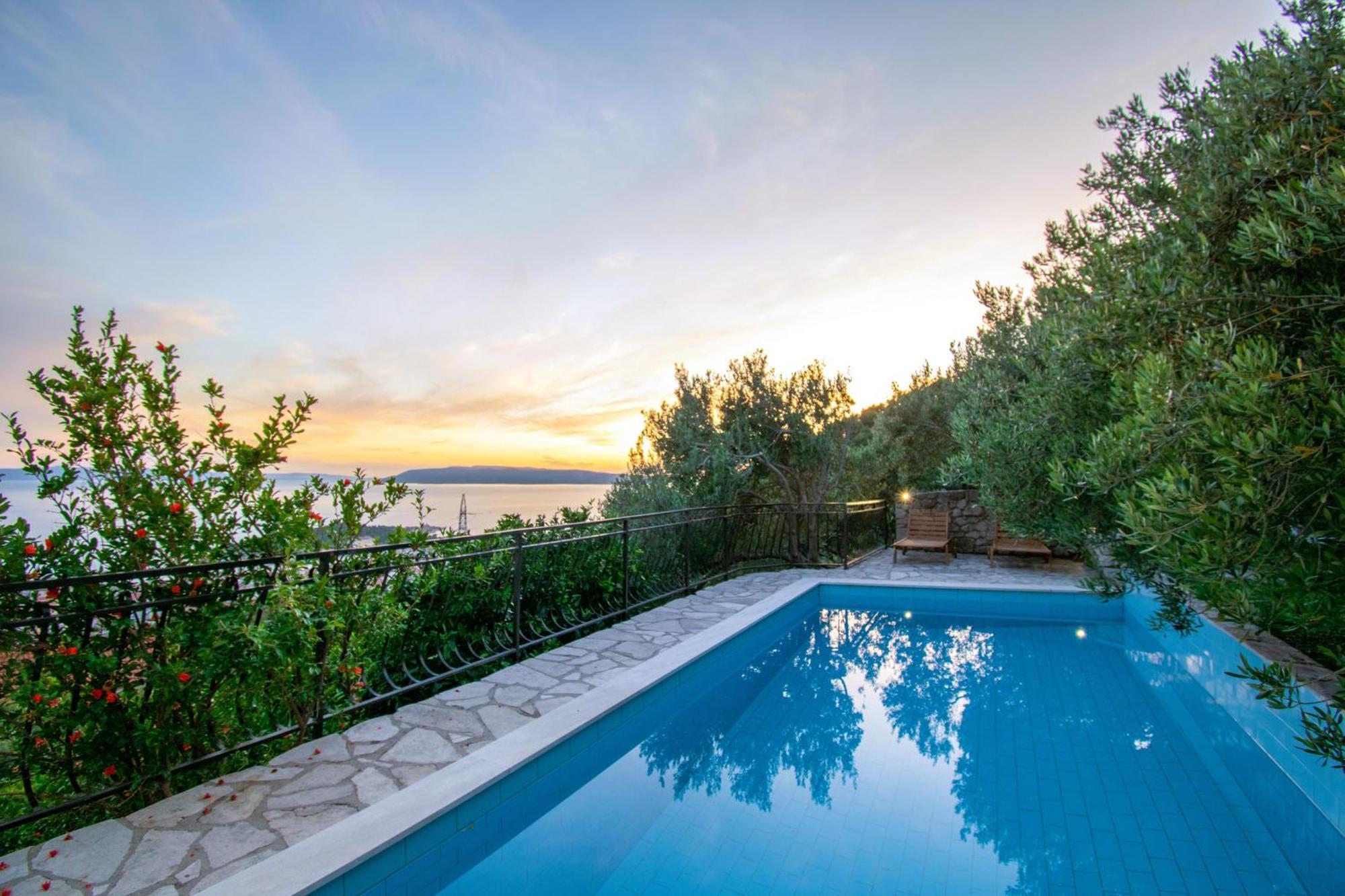 Sara With Pool, Whirlpool And Sea View