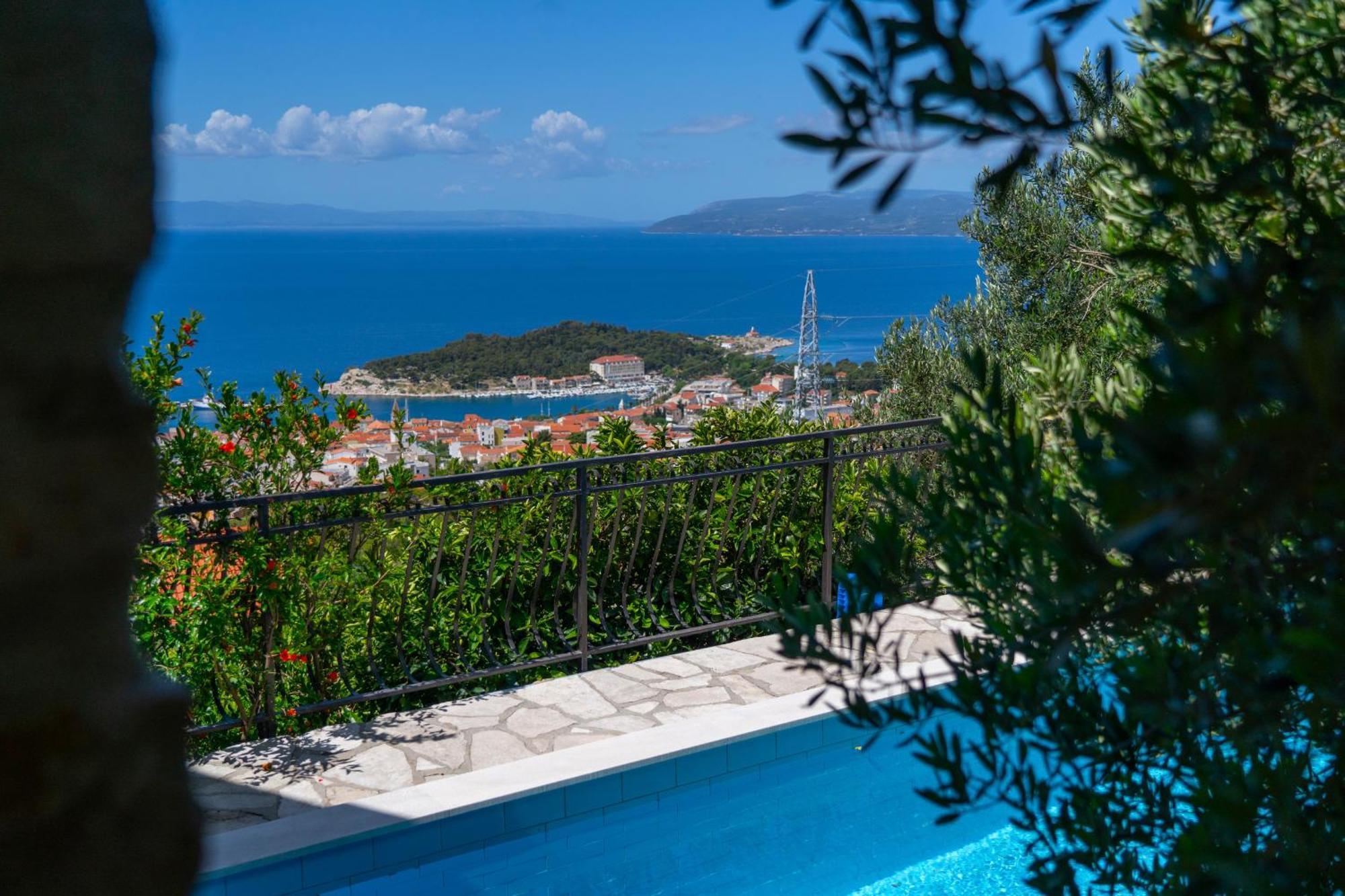 Sara With Pool, Whirlpool And Sea View * Makarska