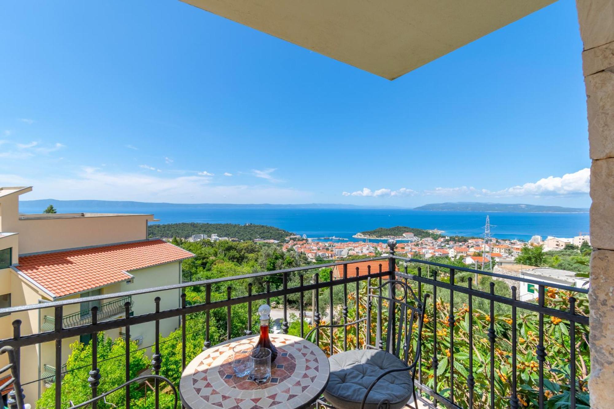 Sara With Pool, Whirlpool And Sea View Villa