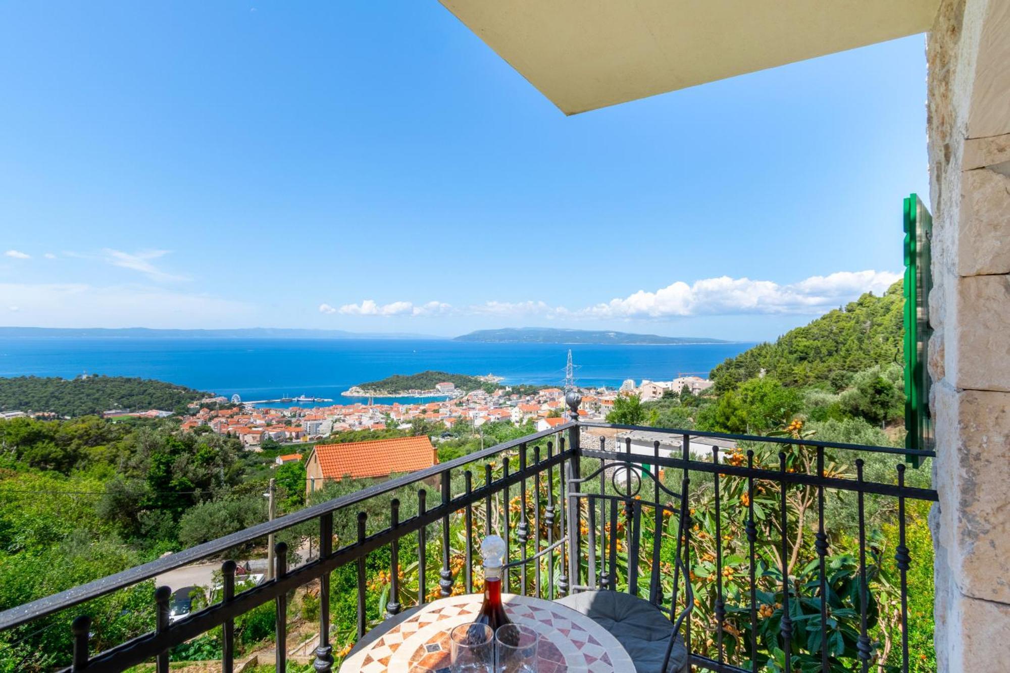 Sara With Pool, Whirlpool And Sea View Villa Makarska